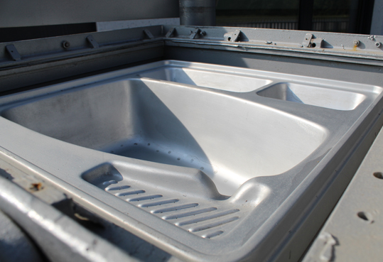 Form für Babybadewanne mit Wickeltisch